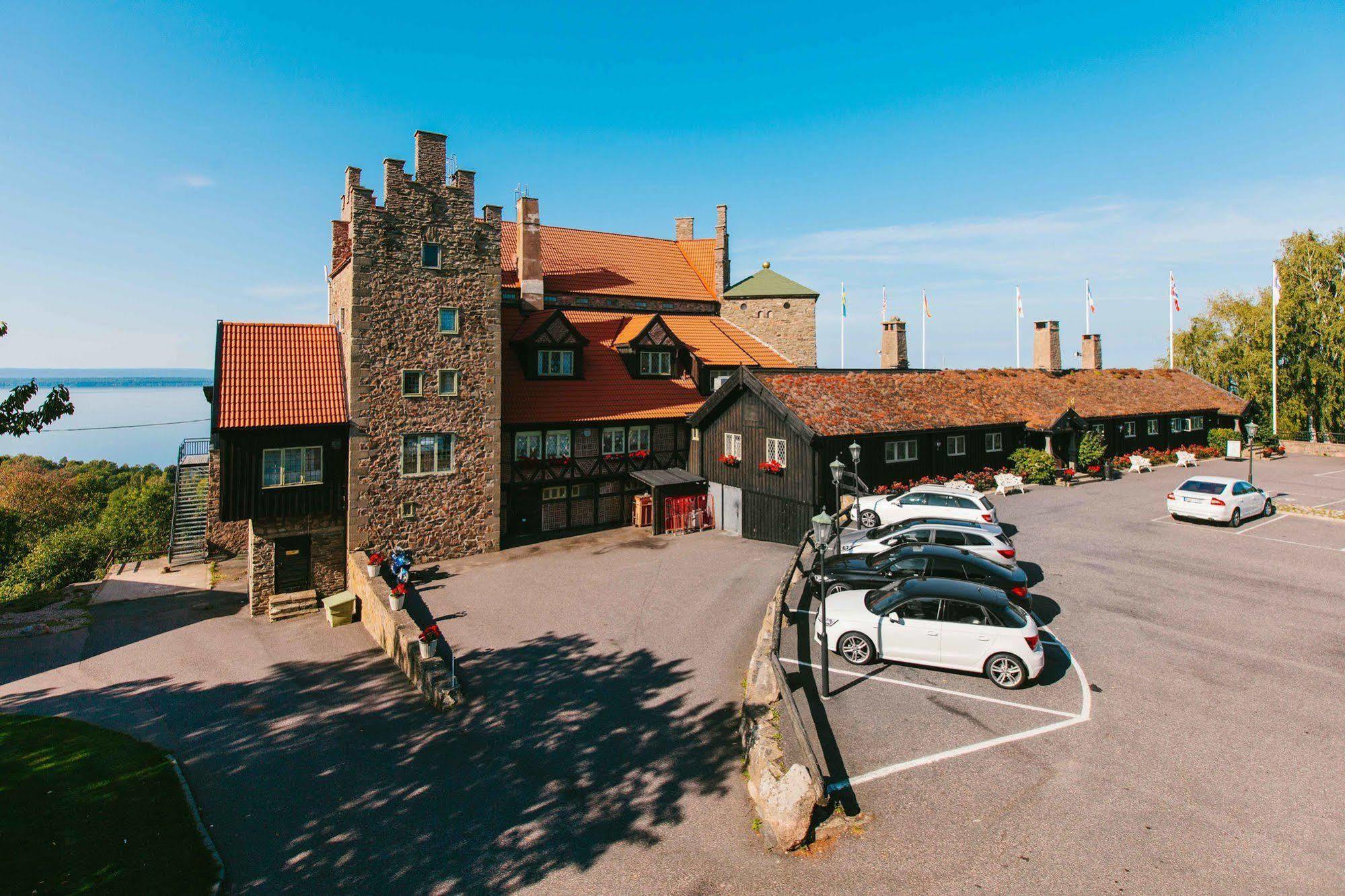 Hotel Gyllene Uttern Gränna Exterior foto